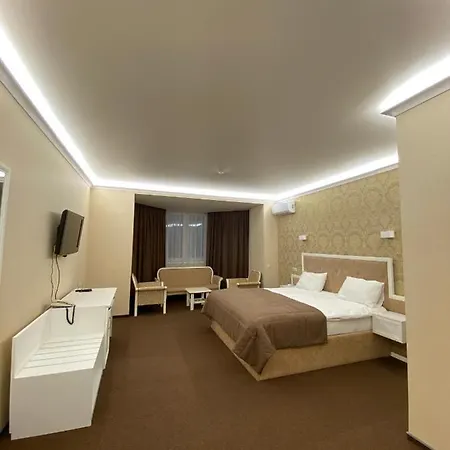 Hotel Obolon 3*